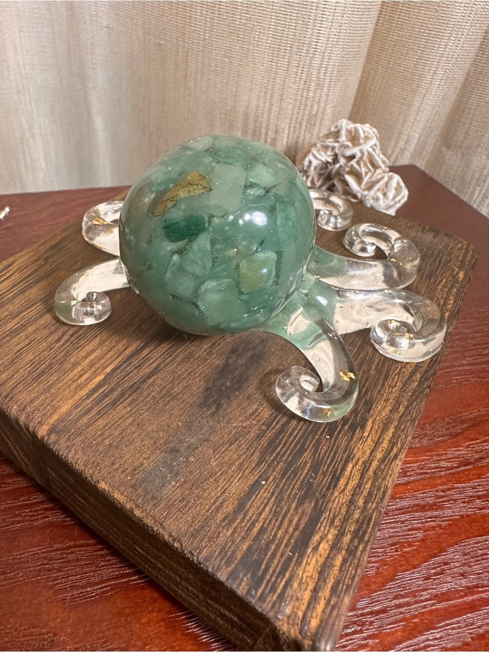 Resin and Green Aventurine Crystal Chips Octopus Figure - Picture 5 of 11